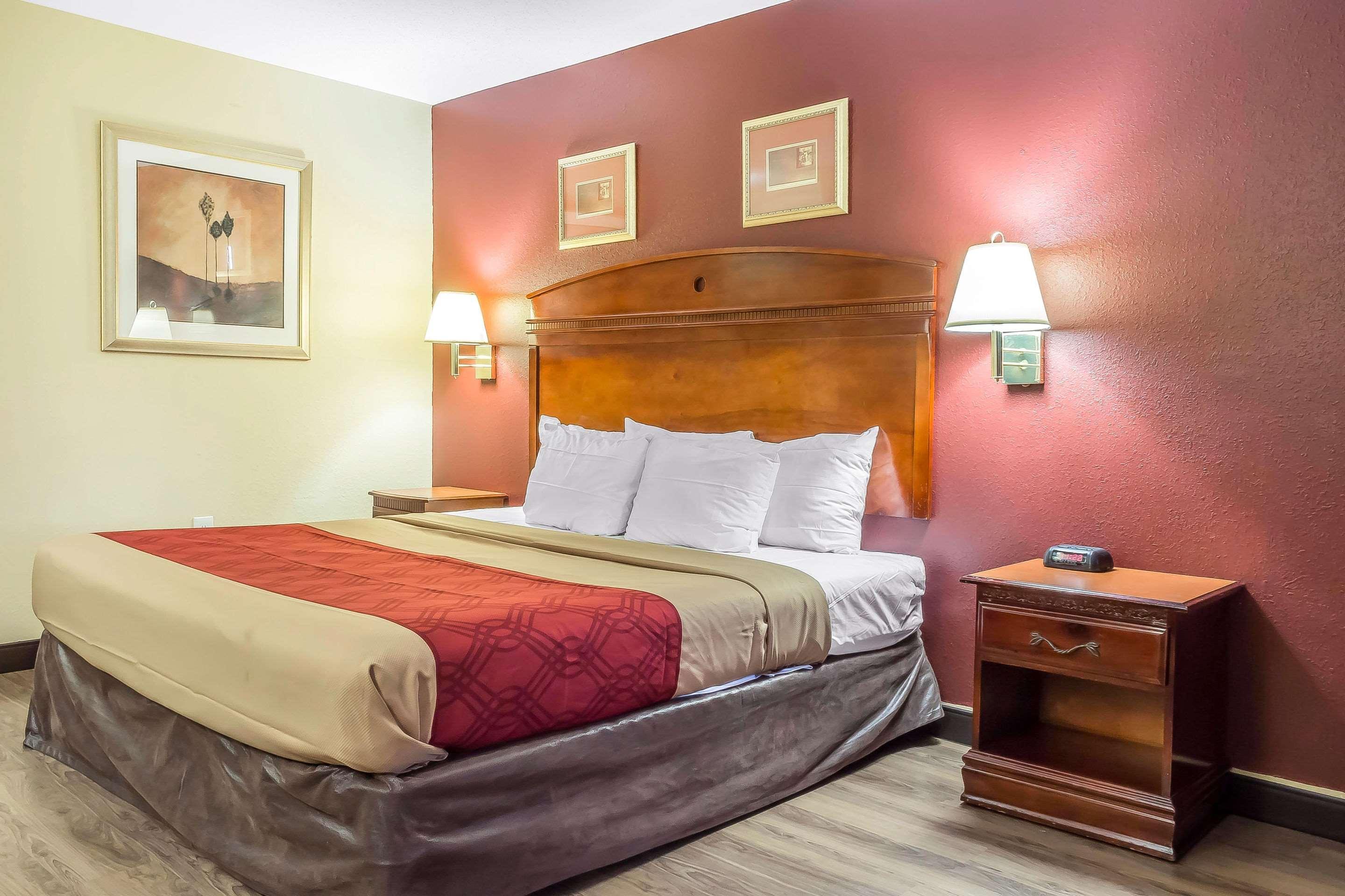 Lester Red Carpet Inn Philadelphia Airport מראה חיצוני תמונה