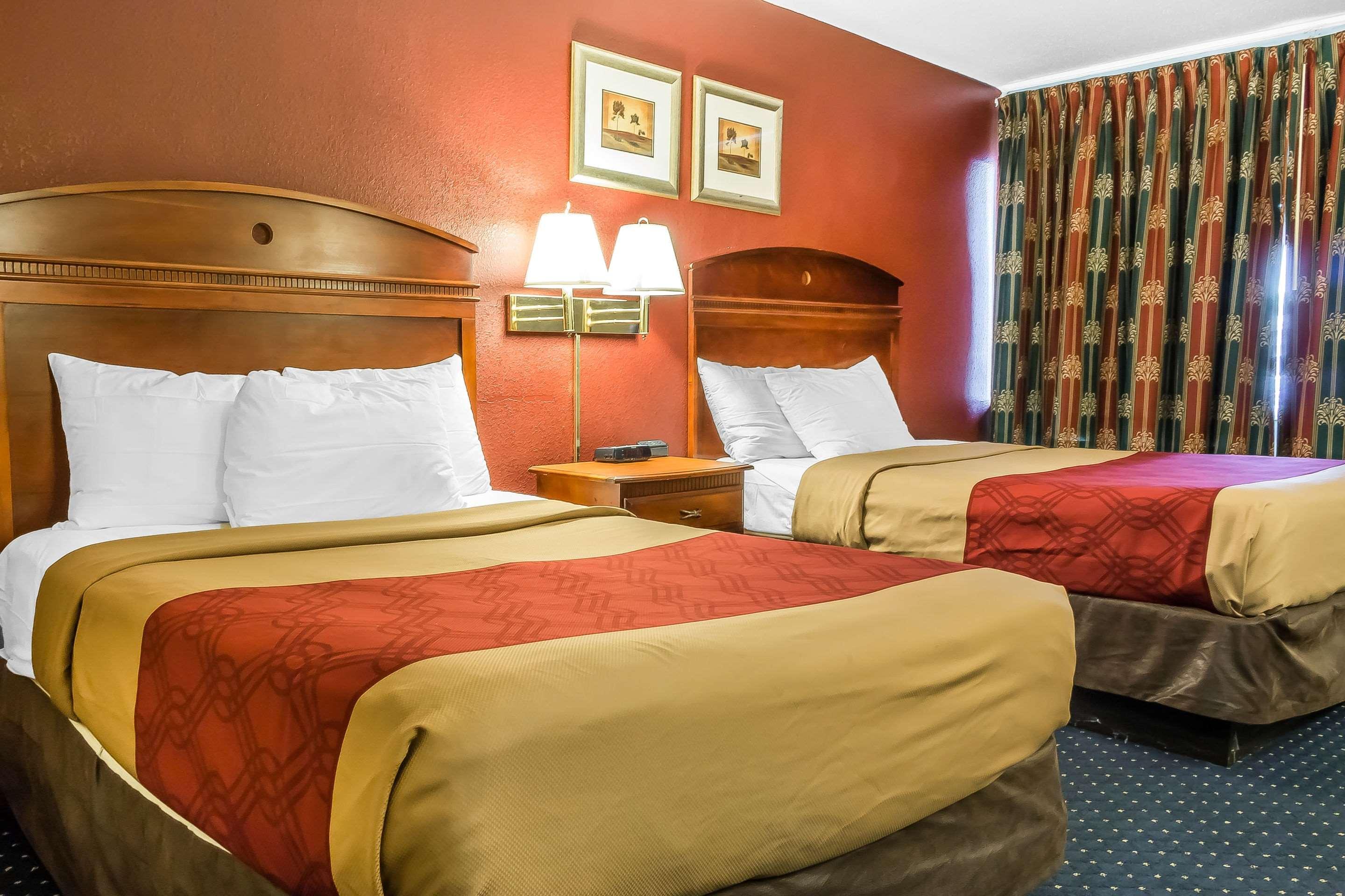 Lester Red Carpet Inn Philadelphia Airport מראה חיצוני תמונה